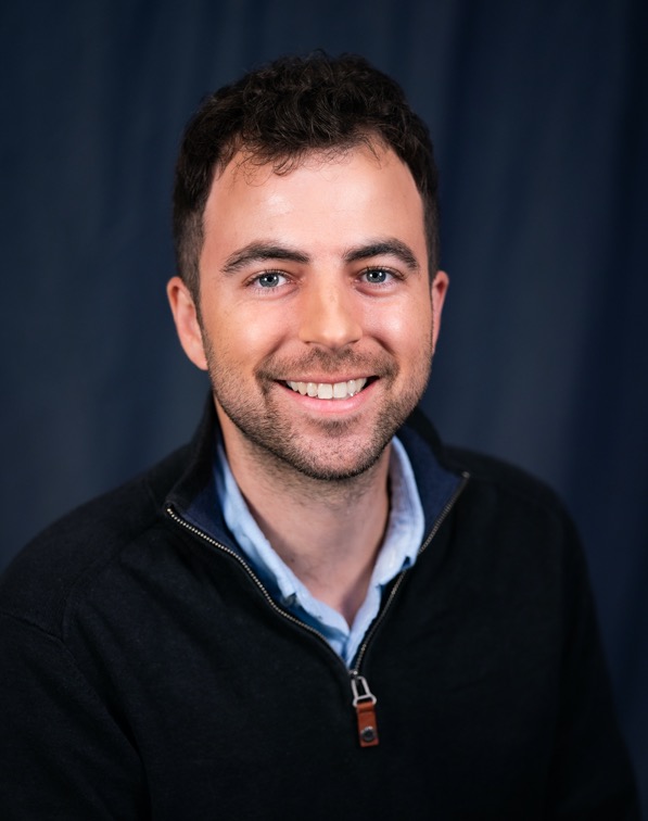 Evan Hawkins headshot photo